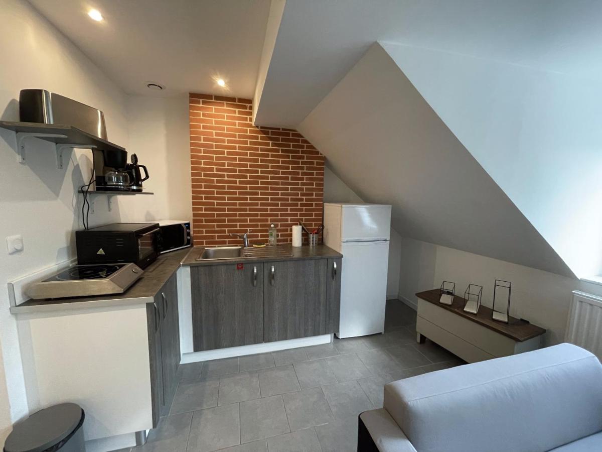 Le Mansard, Atypique, Gare Et Tramway 4Min A Pied Apartment Exterior photo